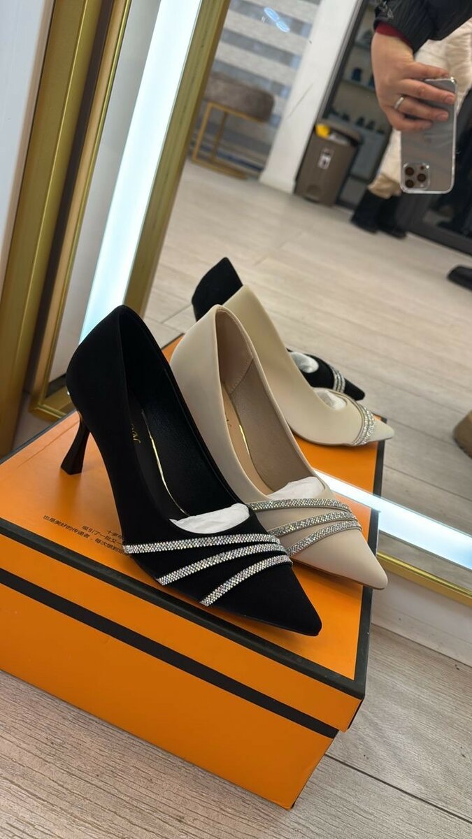 Женские туфли