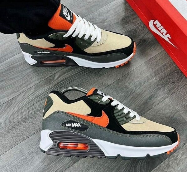 AIR MAX SNEAKER