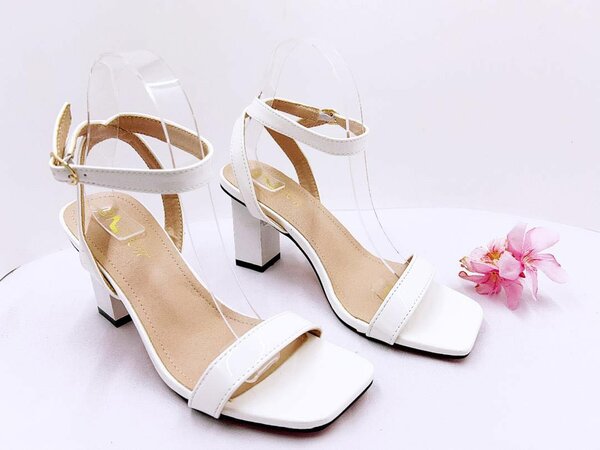 Ladies heel