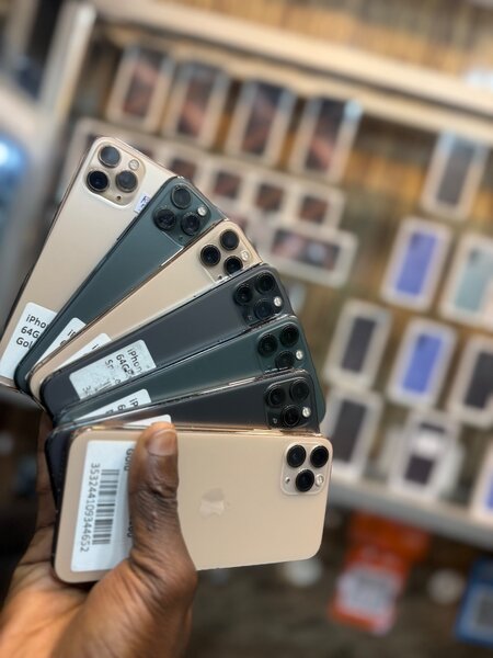 iPhone 11pro 64gb quasi neuf