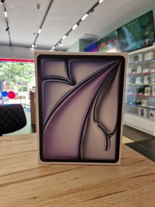 APPLE IPAD AIR 2024 ( wi-fi + cellular ) 256