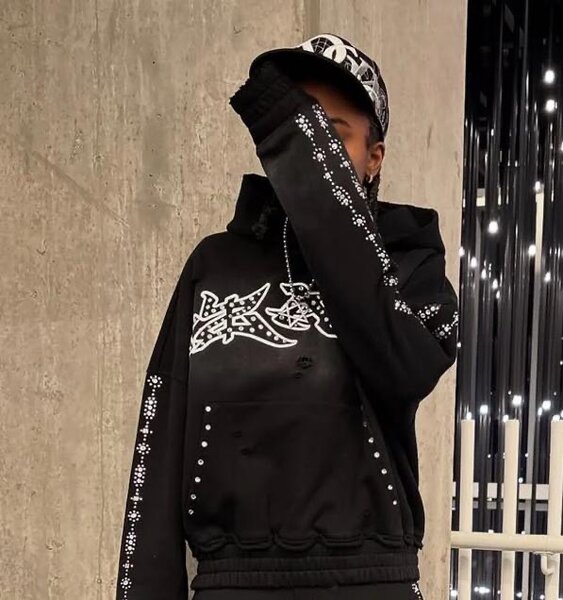 Sweat à capuche style urbain