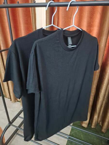 Gildan premium  plain t shirt for sale