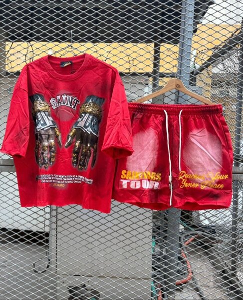 Ensemble T-shirt et Short Rouge