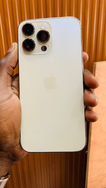 iPhone 14 pro Max 256 giga CE