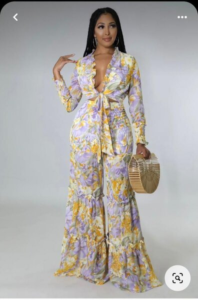 Ensemble floral élégant femme