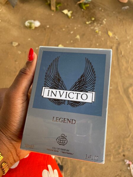 Parfum Invicto Legend