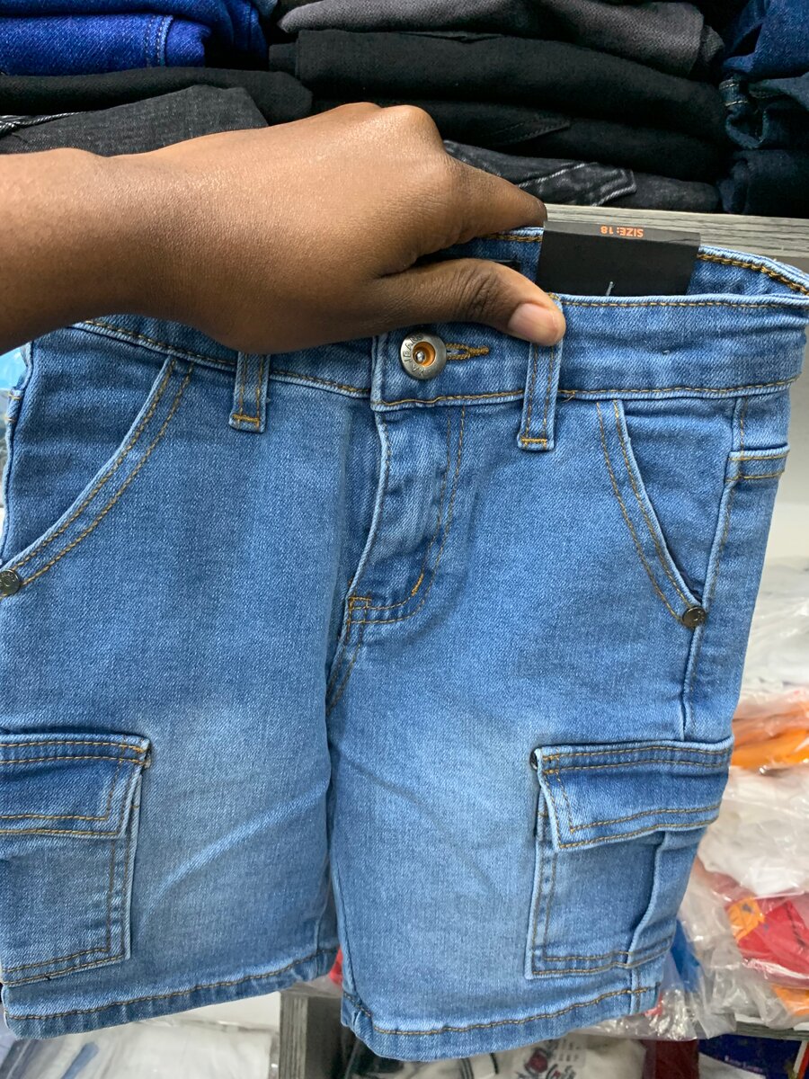 Jeans et short en denim