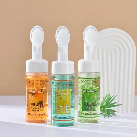 Mousse nettoyante aux vitamines