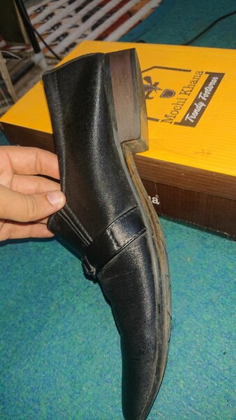Formal shoes