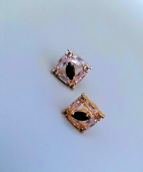 Black silver Stud