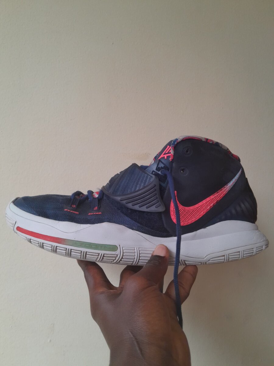 Nike Kyrie 6