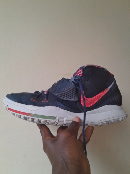 Nike Kyrie 6
