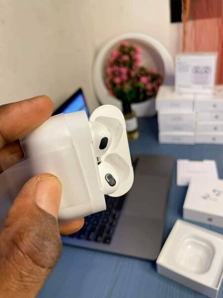Airpods 3 Apple