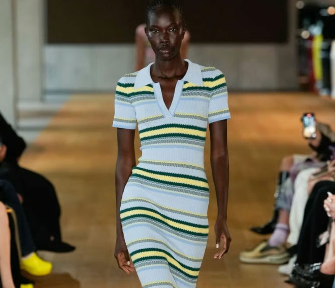 Robe Polo Rayée Élégante