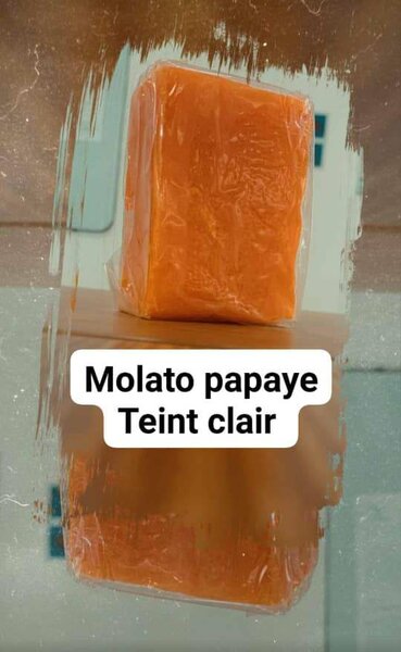 Savon noir nigerian et savon molato