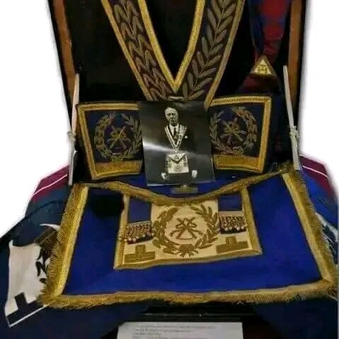 Freemason Regalia