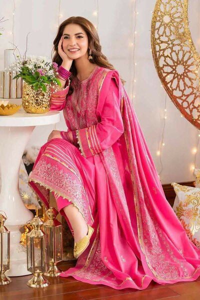 Ladies suit
