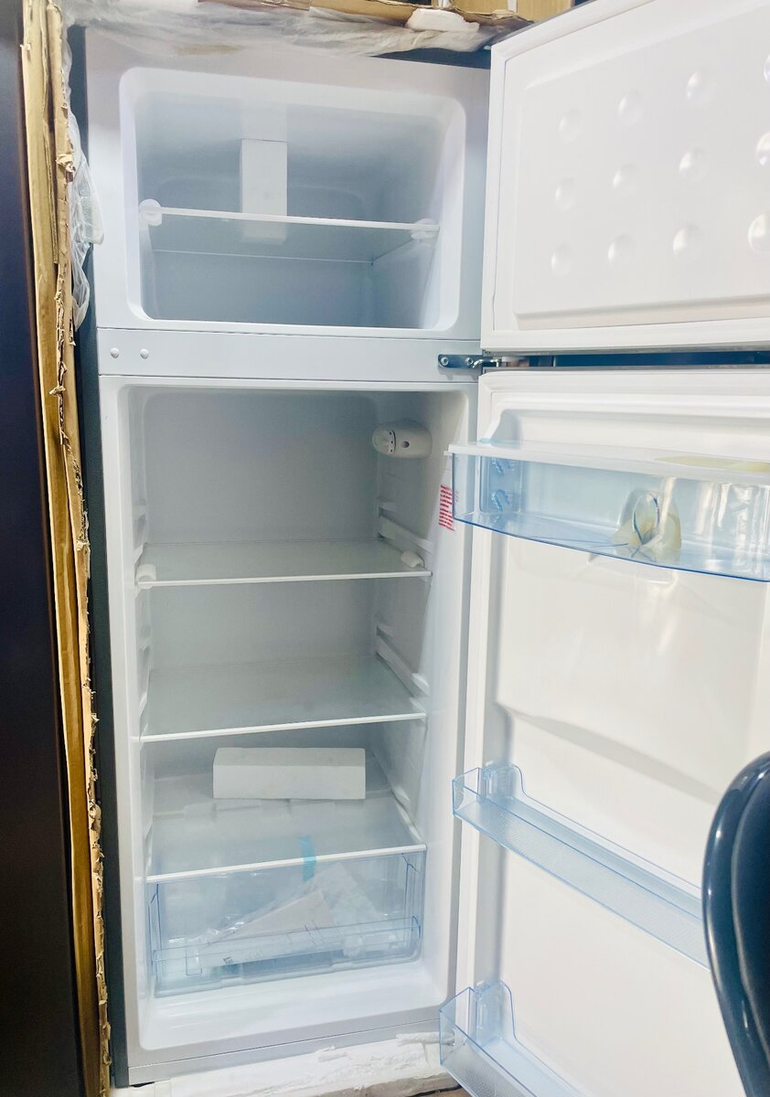 RÉFRIGÉRATEUR SMART TECHNOLOGY/ FONTAINE À EAU