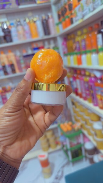 Savon éclatant à l'orange