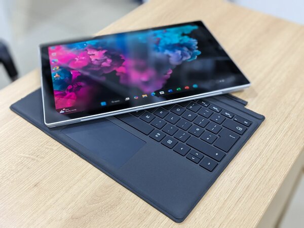 Microsoft Surface Pro 6