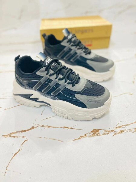 Men sneakers