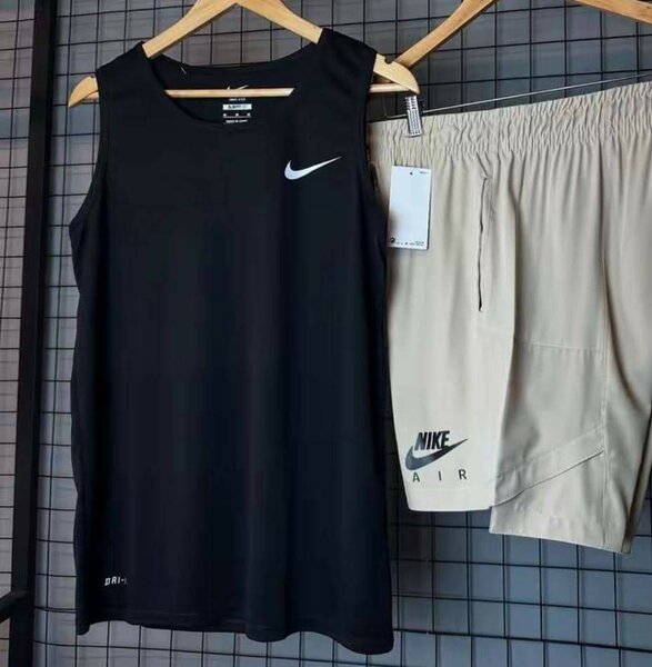 Tenue de sport Nike Dri-FIT
