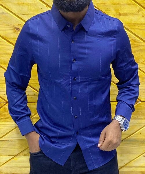 Stylish and high-quality men's long sleeve shirt