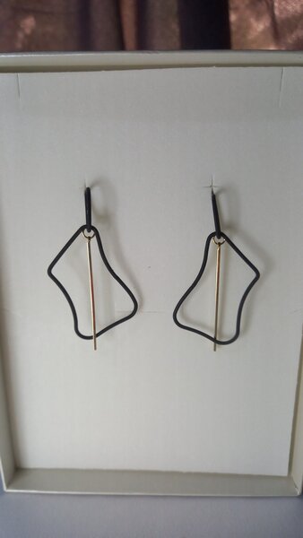 Dessin earrings