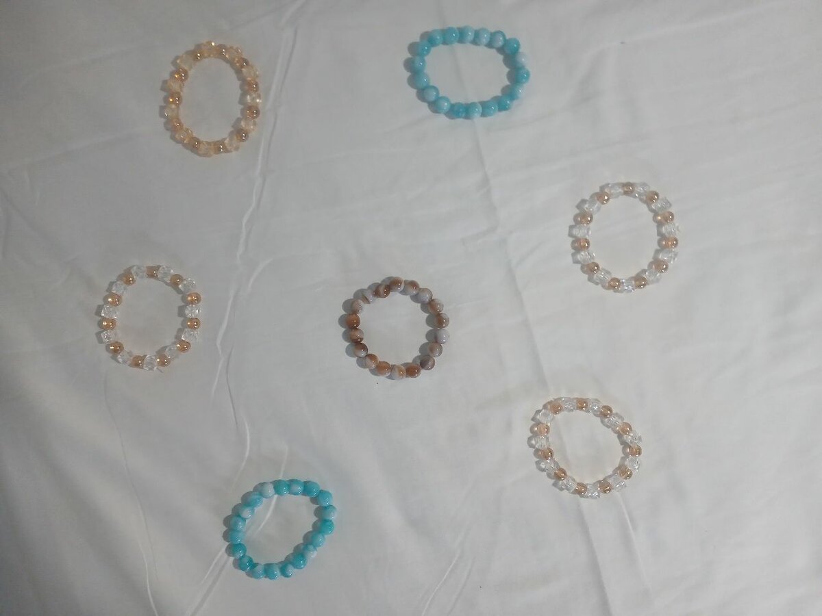 Bracelets élastiques perles