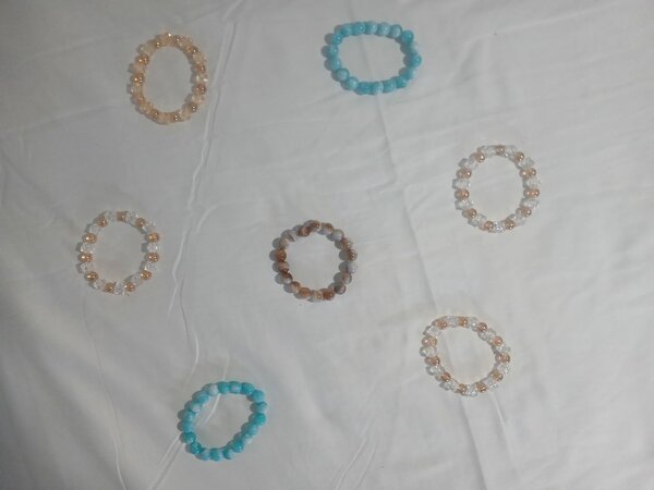 Bracelets élastiques perles