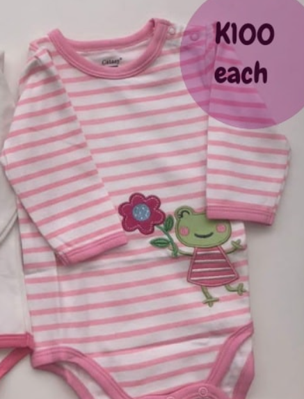 baby suit pink with frog