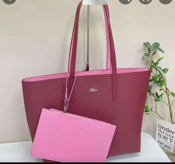 Sac Lacosteréversible élégant