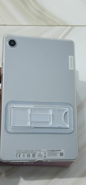 Tablette Lenovo Tab M8