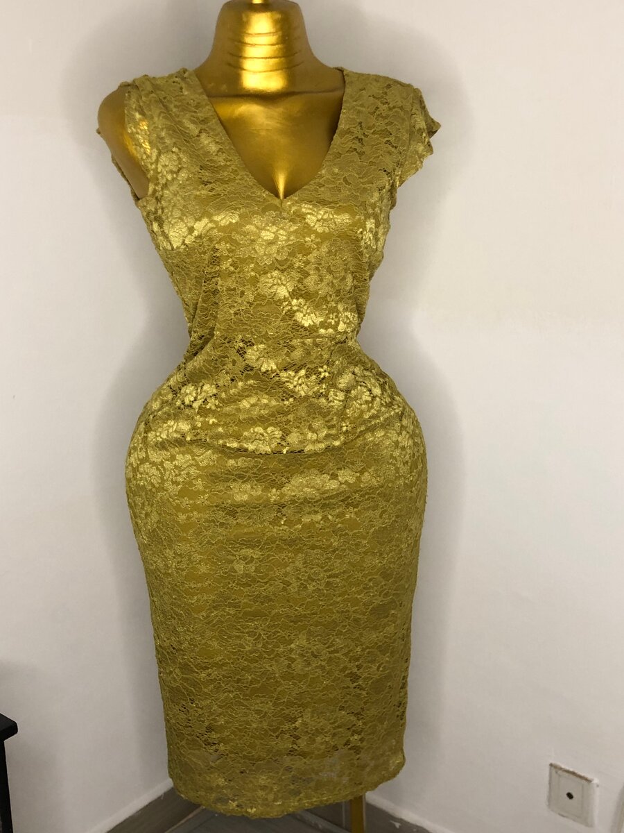 Robe élégante en dentelle