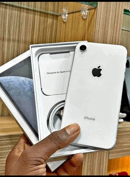 iPhone Blanc Débloqué Neuf