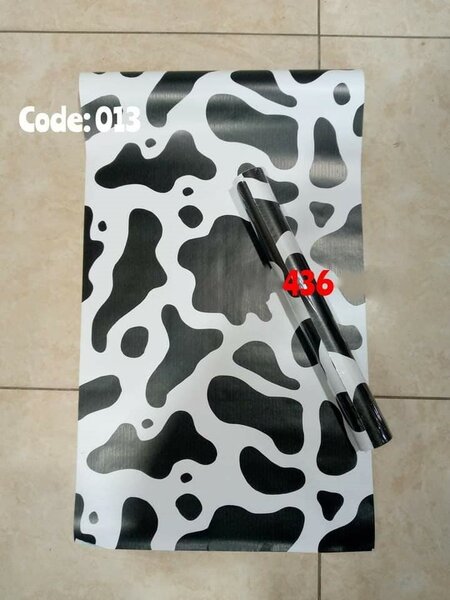 Papier peint autocollant 3D noir et blanc