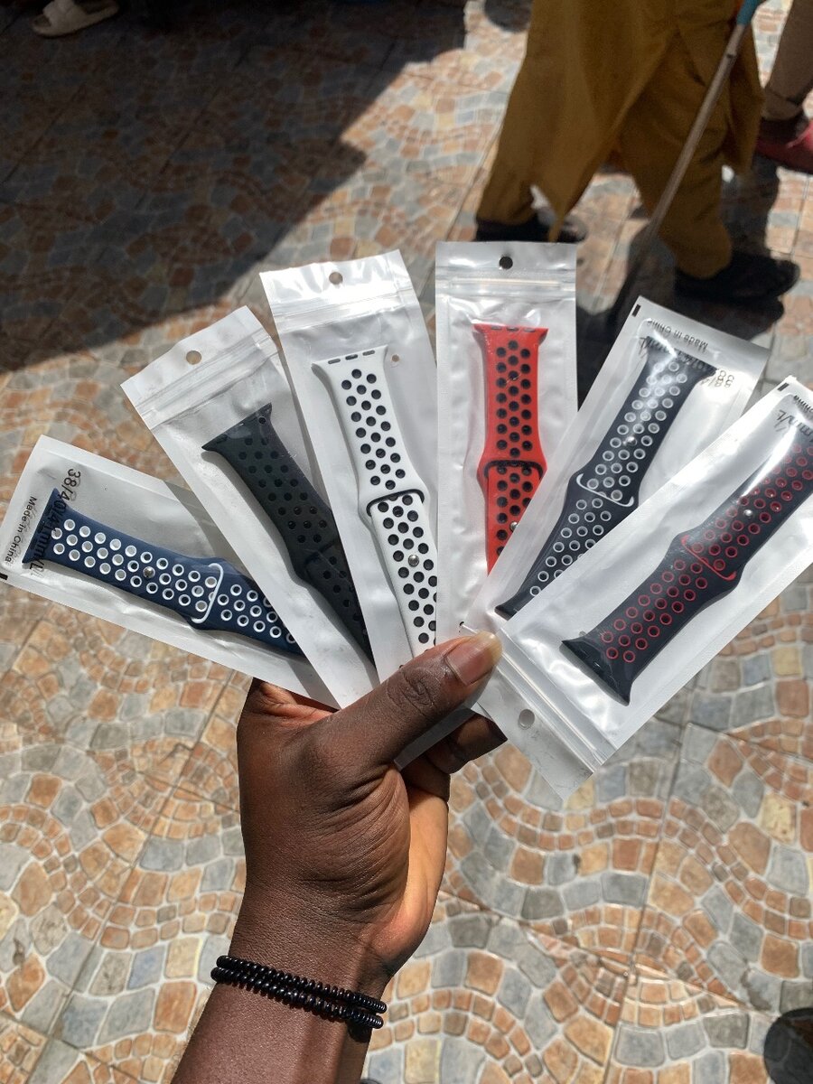 Series Watch straps and charger