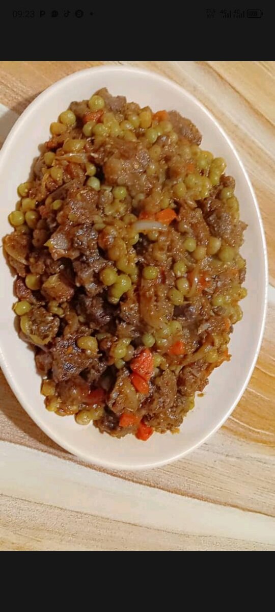 Viande rôtie savoureuse