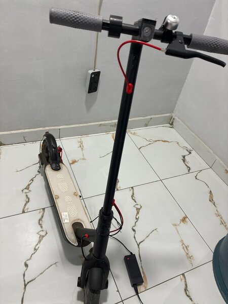 Trottinette électrique pliable