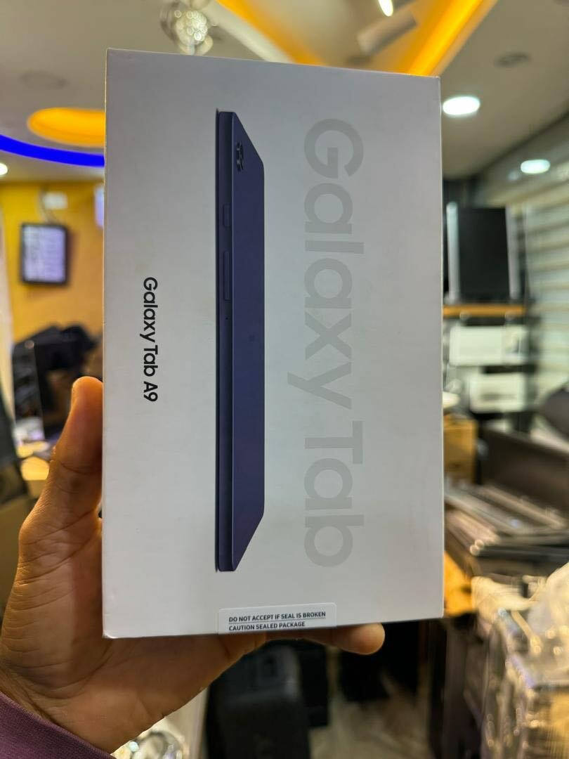 Samsung galaxy  TAB A9 storage: 128gb supports SIM