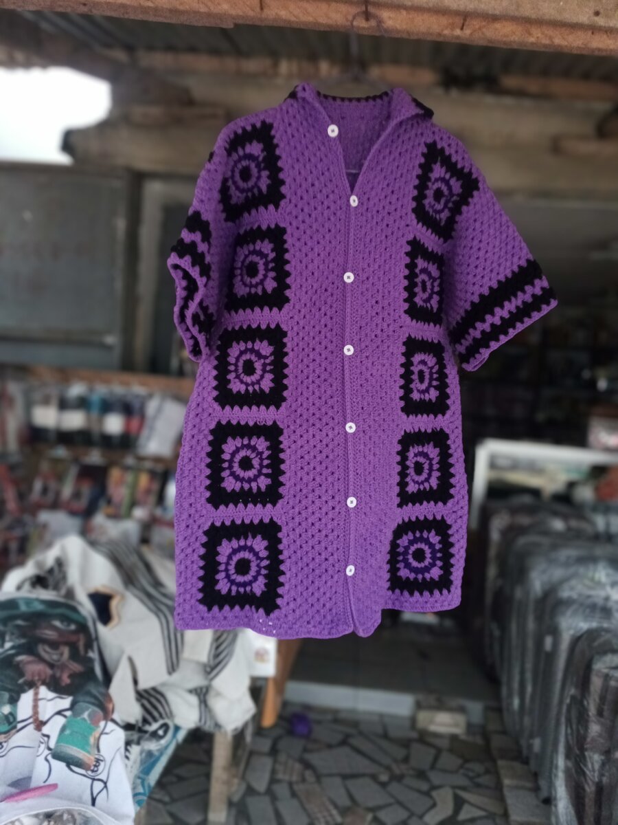 Veste tricotée violette