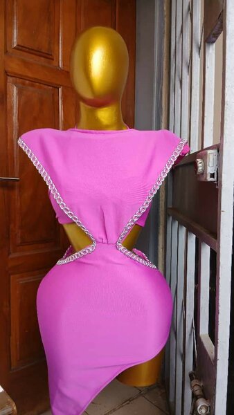 Robe Moulante Sexy Découpée