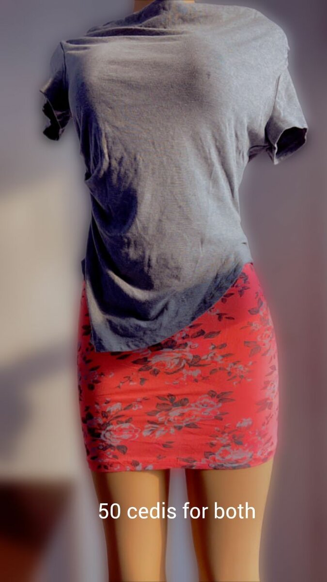 Bodycon skirt with blouse