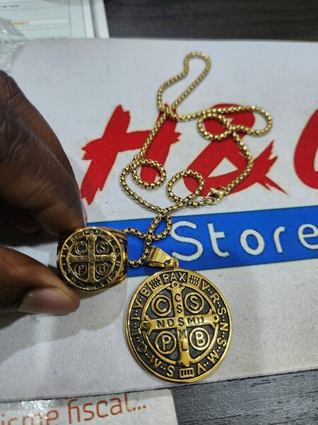 Pendentif Saint Benoît Exorcisme