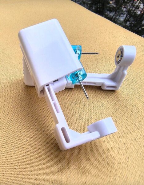 Pistolet perceur oreilles nez