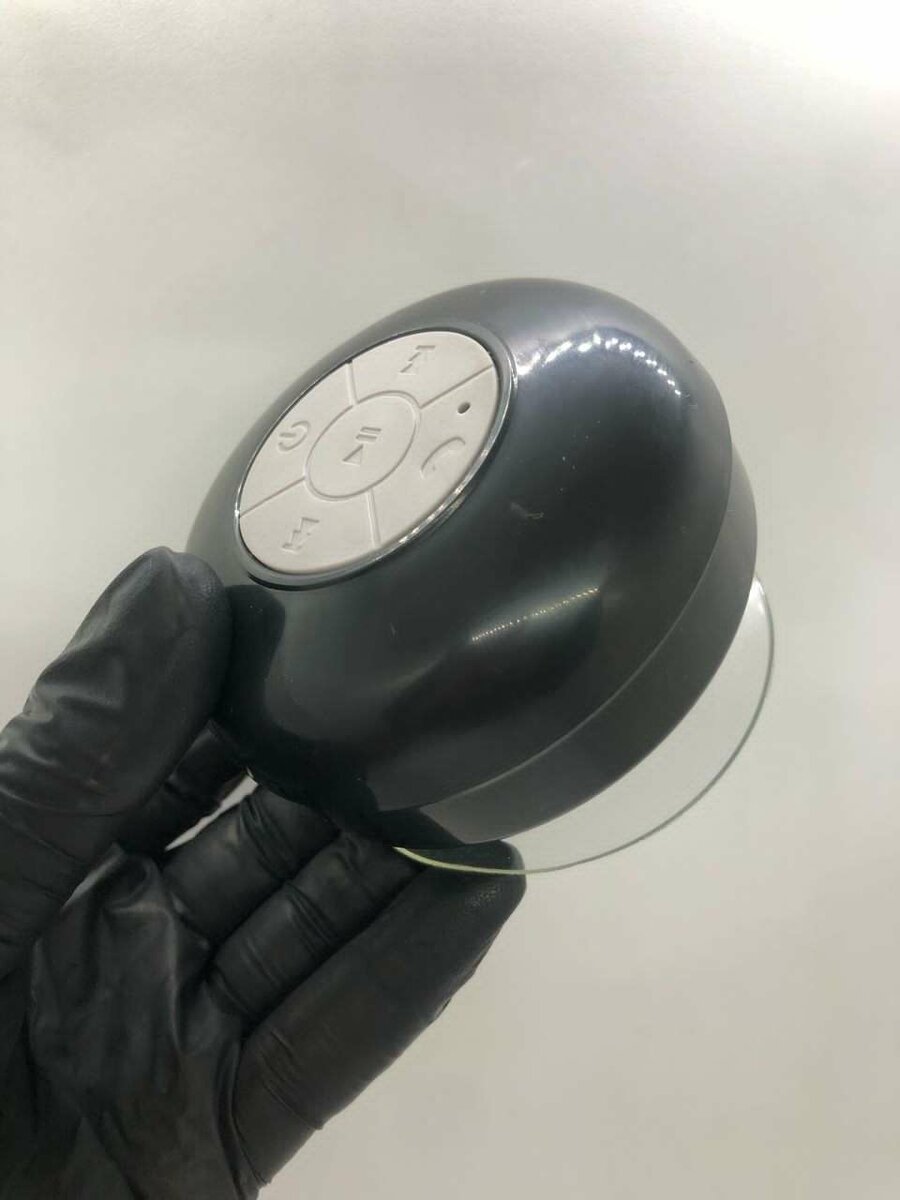 Mini portable speaker