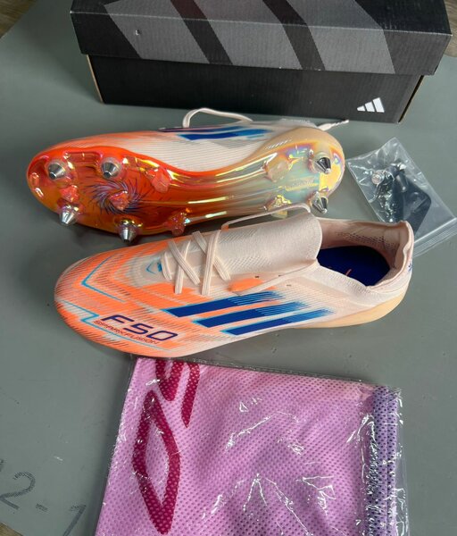Chaussures de Foot F50 Agile
