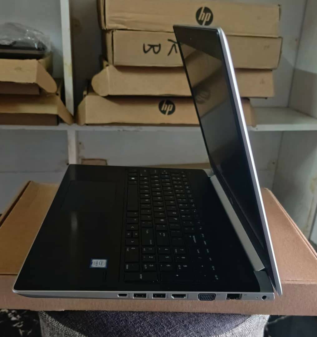 Ordinateur Portable HP Élégant