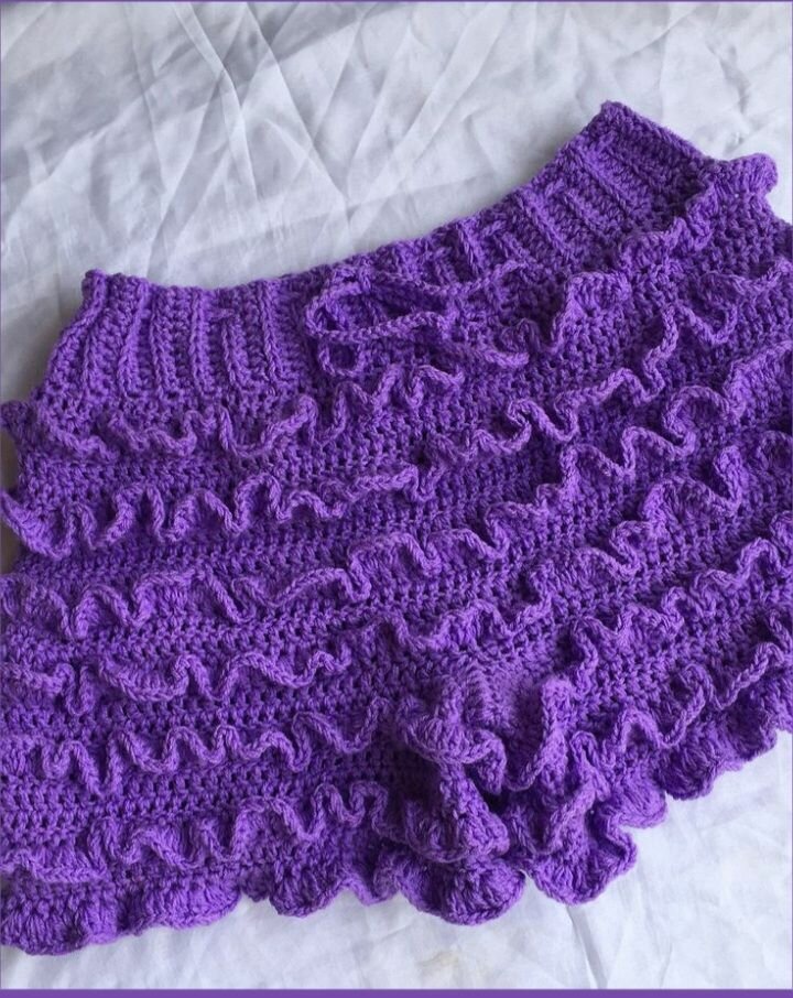 Shorts en crochet à volants